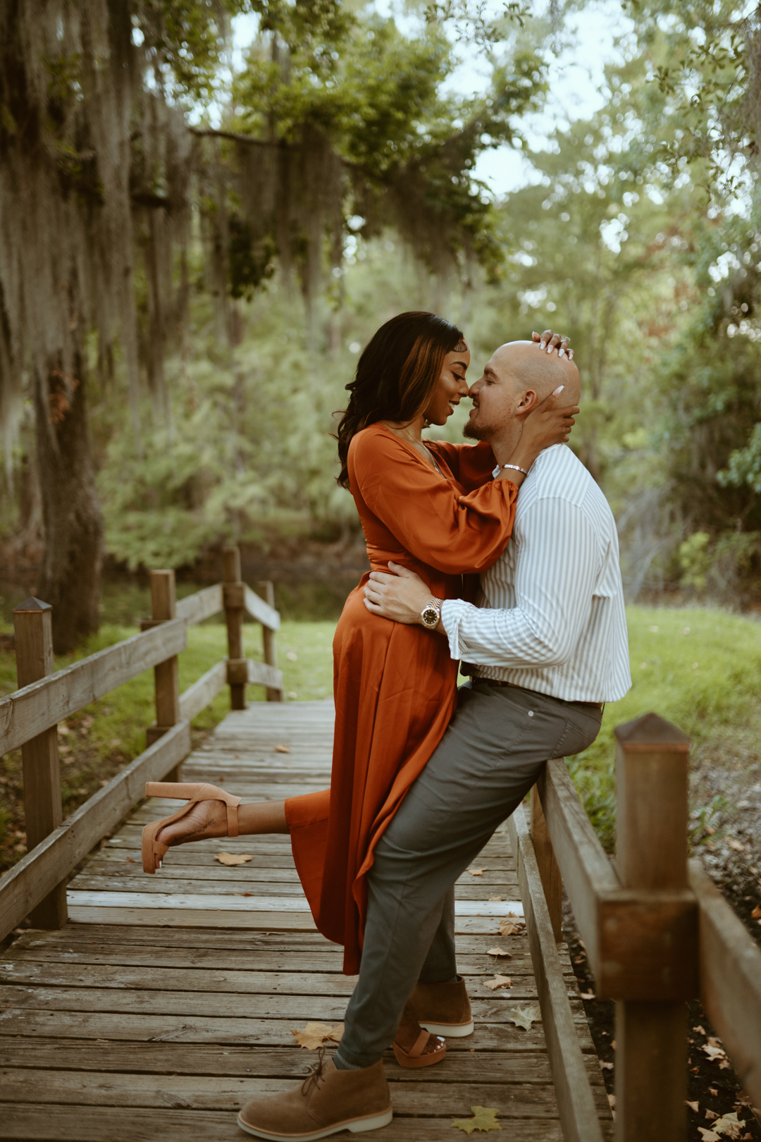 Houston Engagement Photos Texas 42 Best Pose and Posing Ideas For Couples